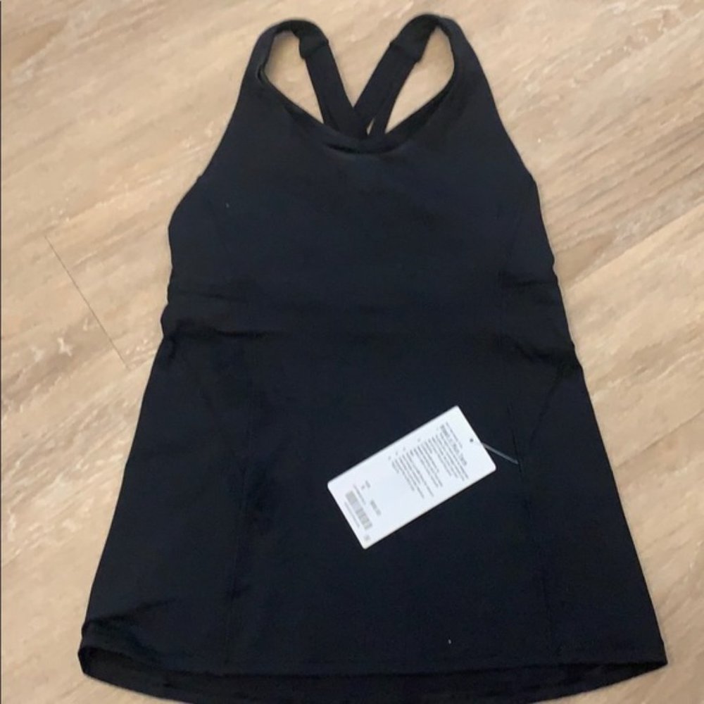 Lululemon black tank!